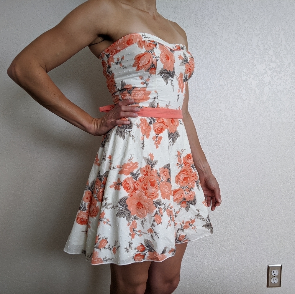 Speechless Strapless Floral Dress (Size 5)